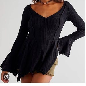 We the free, Primrose thermal size small, like new, worn once